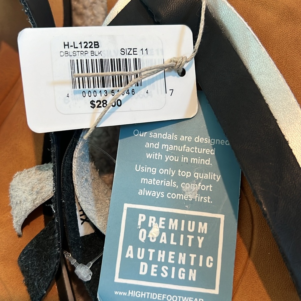 NWT High Tide Flip Flops - Picture 6 of 8